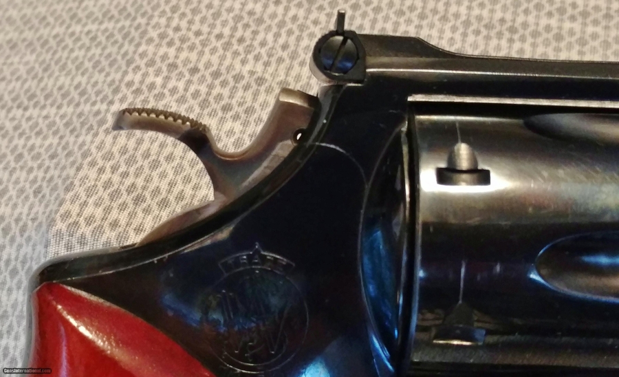 dating a smith and wesson revolver by serial number